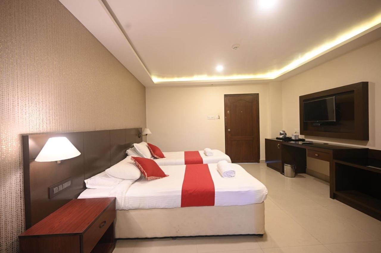 Hotel Bhagavath Gardens Chengannur 外观 照片