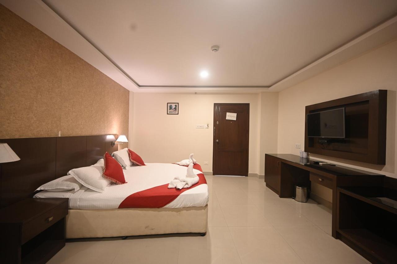 Hotel Bhagavath Gardens Chengannur 外观 照片
