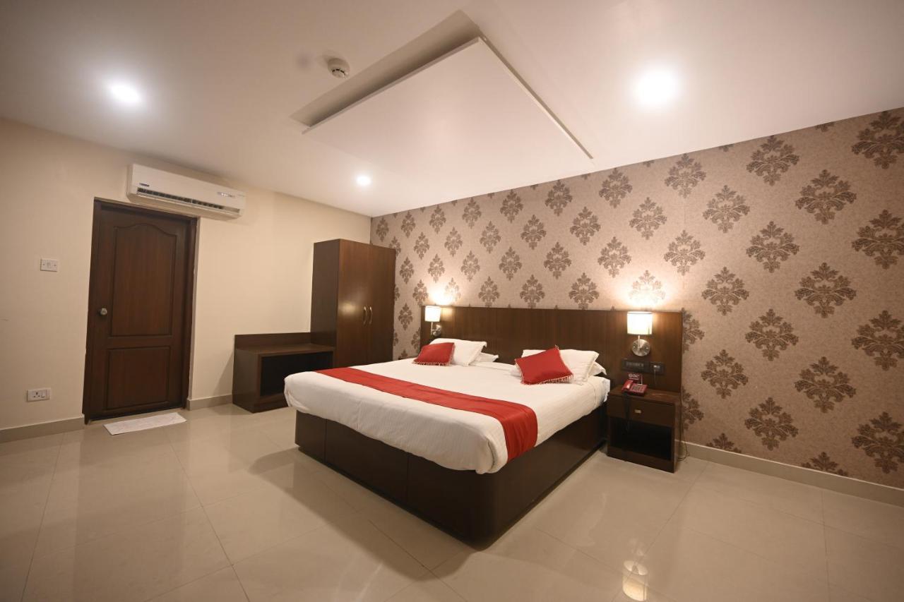 Hotel Bhagavath Gardens Chengannur 外观 照片