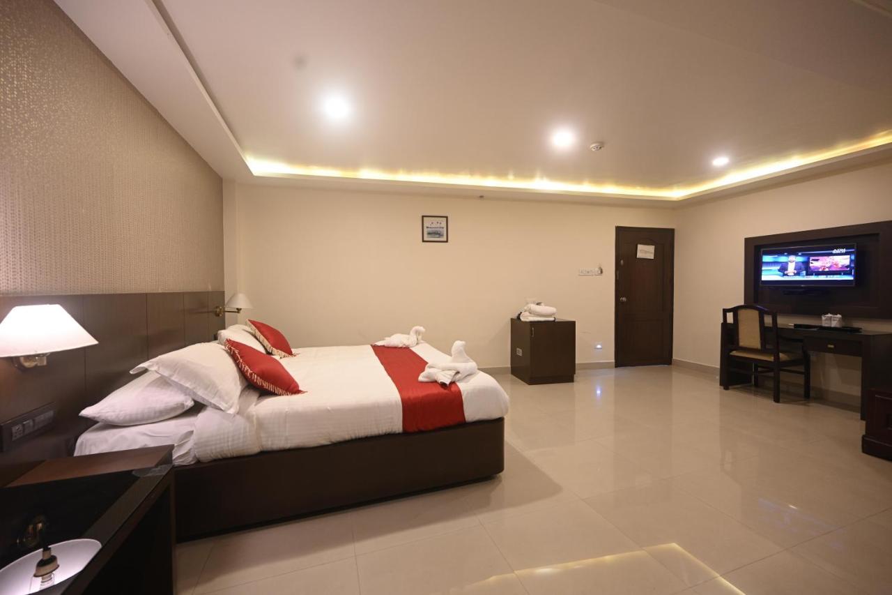 Hotel Bhagavath Gardens Chengannur 外观 照片