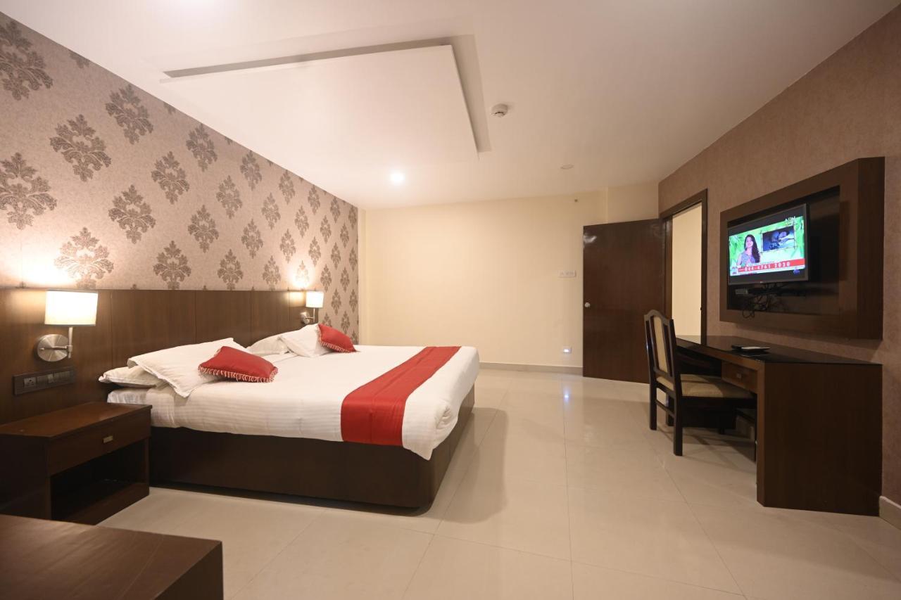 Hotel Bhagavath Gardens Chengannur 外观 照片